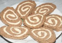 рулет из паштета с маслом